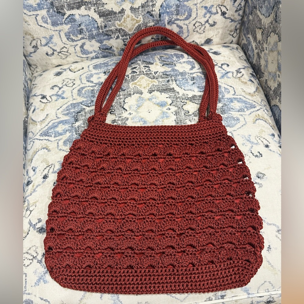 Crochet tote
